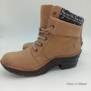 Bionica Women Romulus Tan Ankle Boots